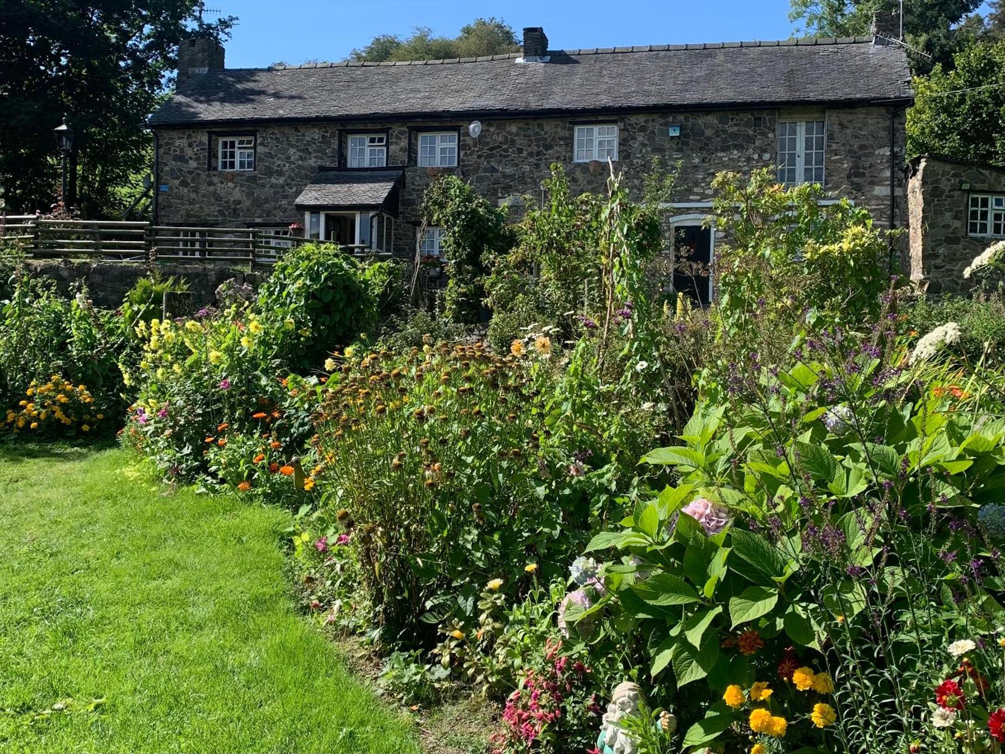 Pant-Y-Creolen Apartment Llanfyllin Bagian luar foto